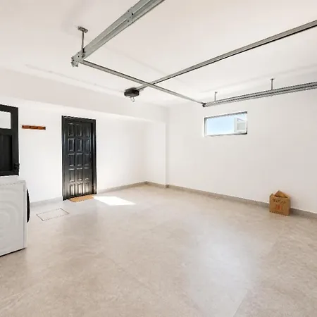 Casa Corban By Wehomes * Santander